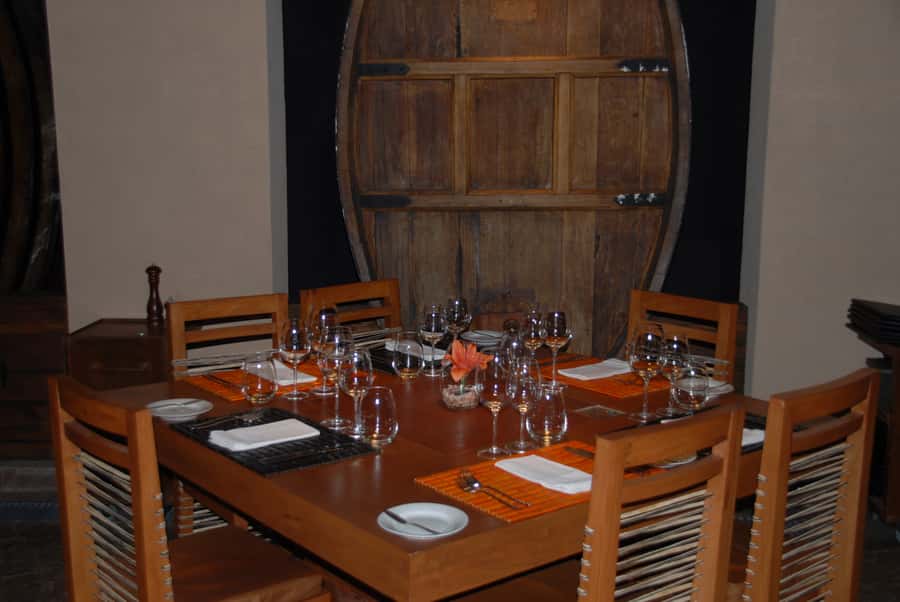 Mendoza: Full Day Wine Tour with 3 Course Lunch - Lunch at a bodega, with wine on the table