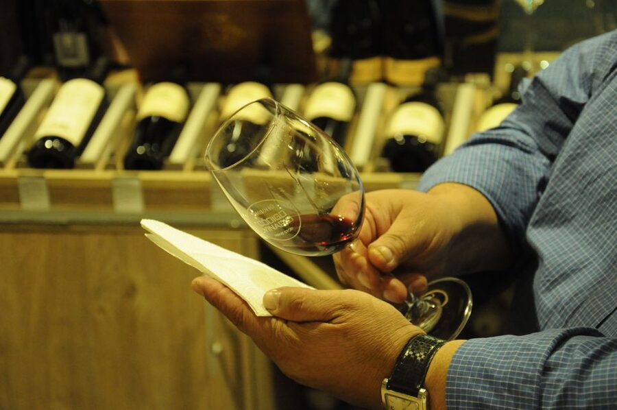 Mendoza: Premium Wine Tasting - The charcuterie board earns its place