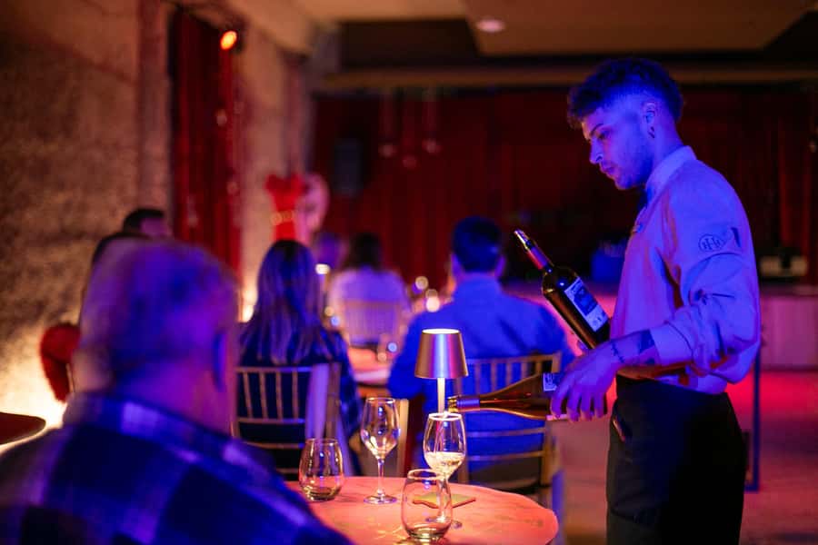 Mendoza: Tango Show with Dinner at Hualta Winery Hotel - The main show, from tango’s roots to the 1940s