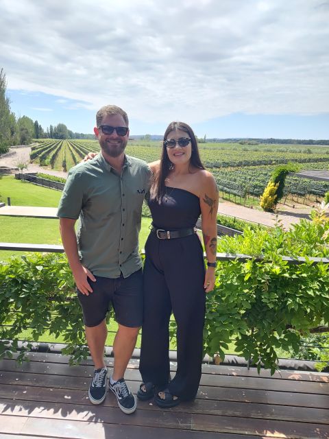Mendoza: Top Wineries Guided Tour with Transportation - Practical details before you book