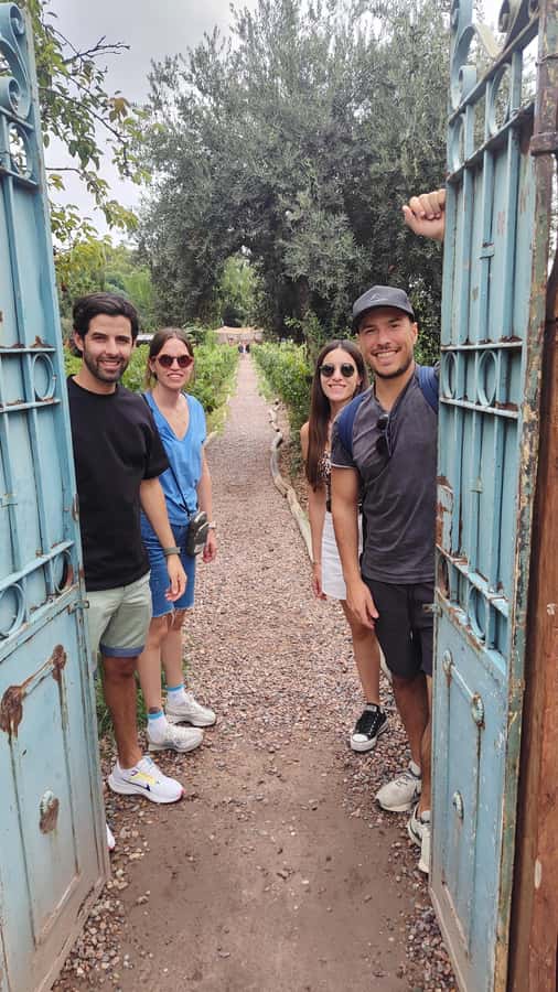 Mendoza: Top Wineries Guided Tour with Transportation - Luján de Cuyo: a compact introduction to Mendoza wine