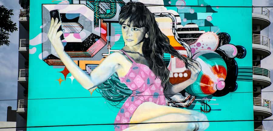 Palermo: Graffiti and Street Art Guided Tour in English - From 1920s politics to public walls