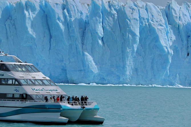 Perito Moreno boat tour from El Calafate: Glaciares Gourmet - The early start from El Calafate
