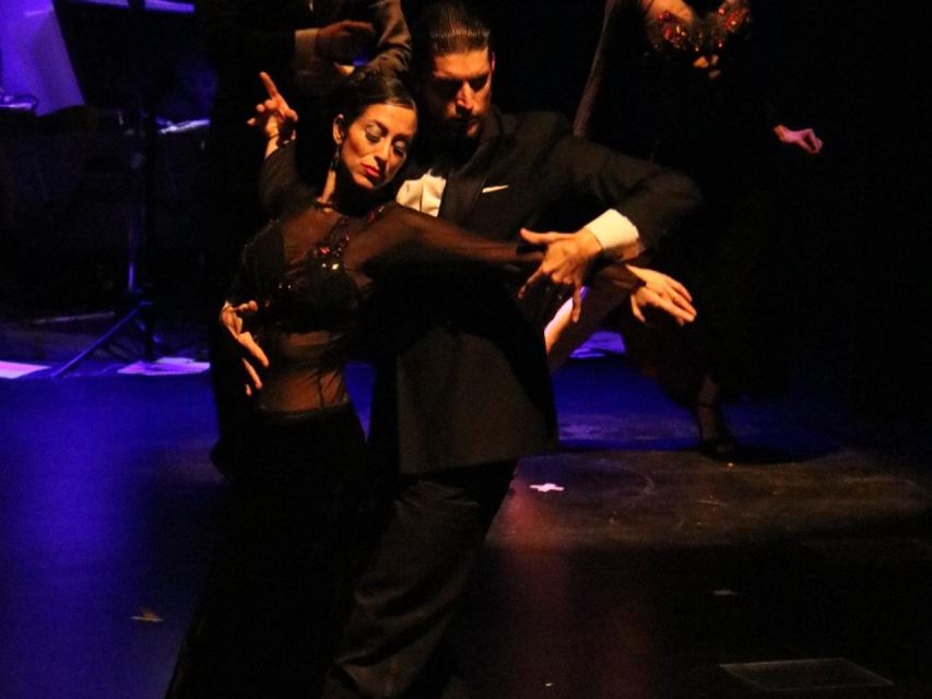 Piazzolla Tango: Only Show + Beverages - What happens at the 10 PM performance