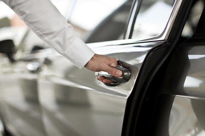 Private Arrival Transfer: Ezeiza Airport to Buenos Aires Hotels - How dependable is the pickup?