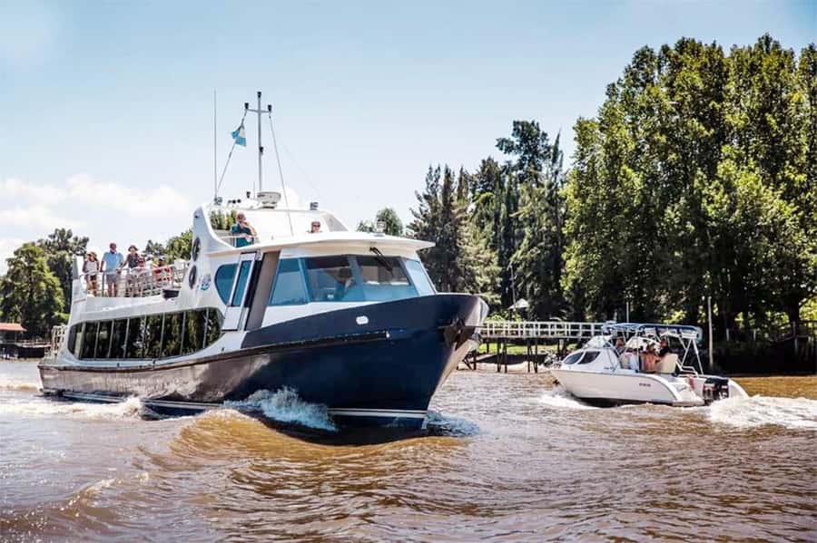 Private Day Trip to Tigre Delta from Buenos Aires - Puerto de Frutos in a tight 30 minutes