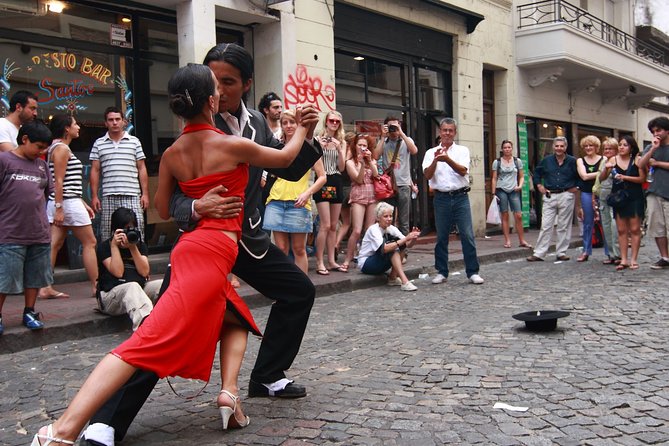 Private Tour: Buenos Aires Like a Local - Plaza de Mayo gives the city its frame