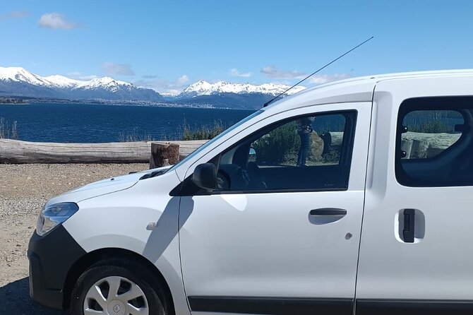 Private Transfer from the Airport to Bariloche Center - Meeting the driver after your flight