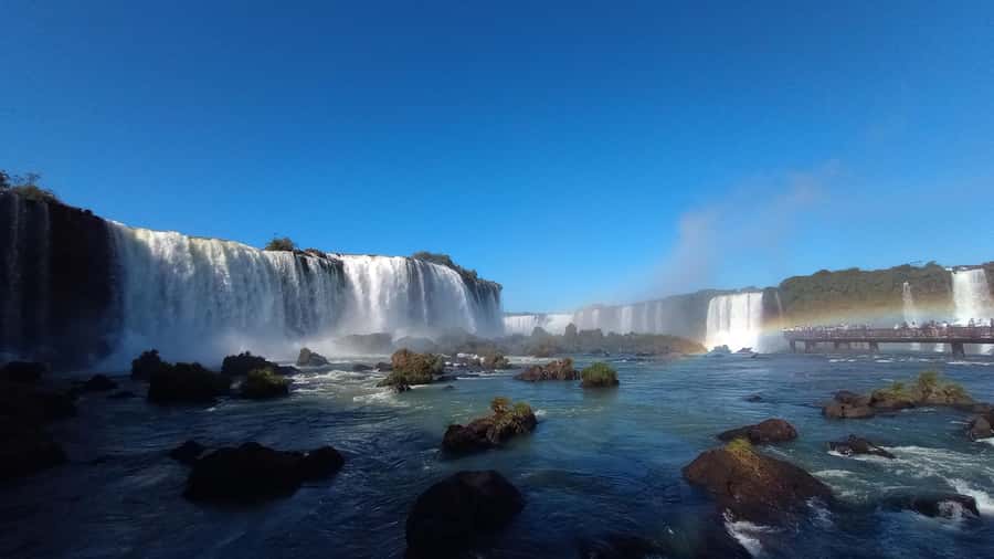 Puerto Iguazú: Brazilian Falls Half-Day Panoramic Tour - Walking the 950-meter cliff path