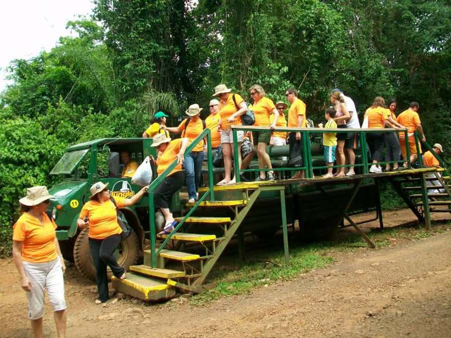 Puerto Iguazú: Iguazú Falls Adventure with 4WD & Boat Ride - The 8-kilometer Yacaratiá 4WD ride