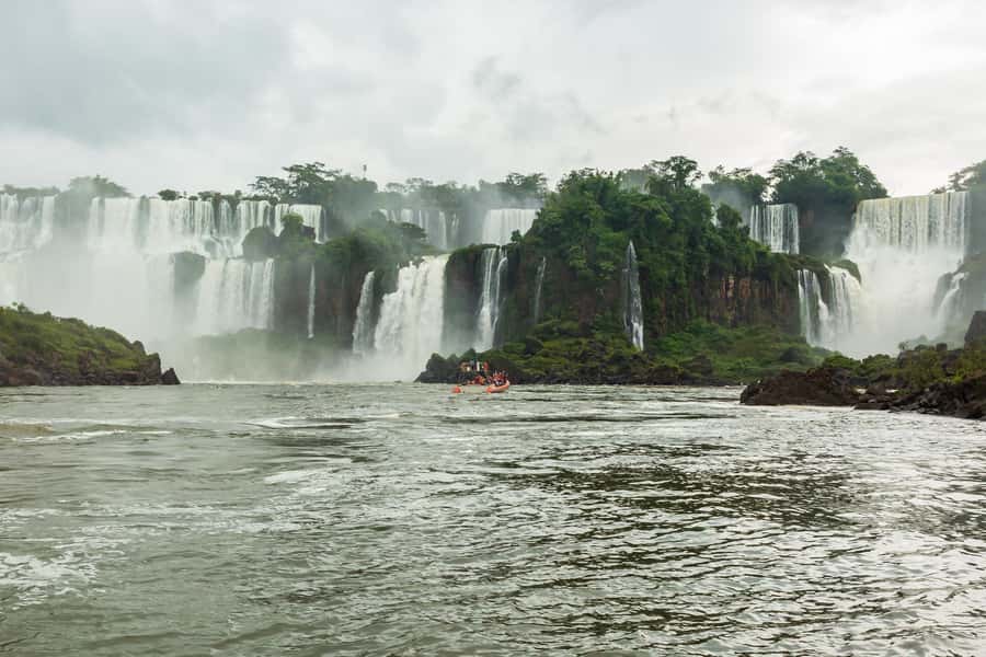 Puerto Iguazu: Iguazu Falls Boat Tour and Gran Aventura - Should you book Gran Aventura?