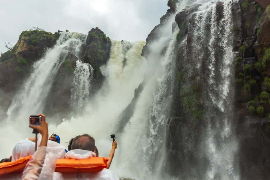 Puerto Iguazu: Iguazu Falls Boat Tour and Gran Aventura - Is $250 a fair price?