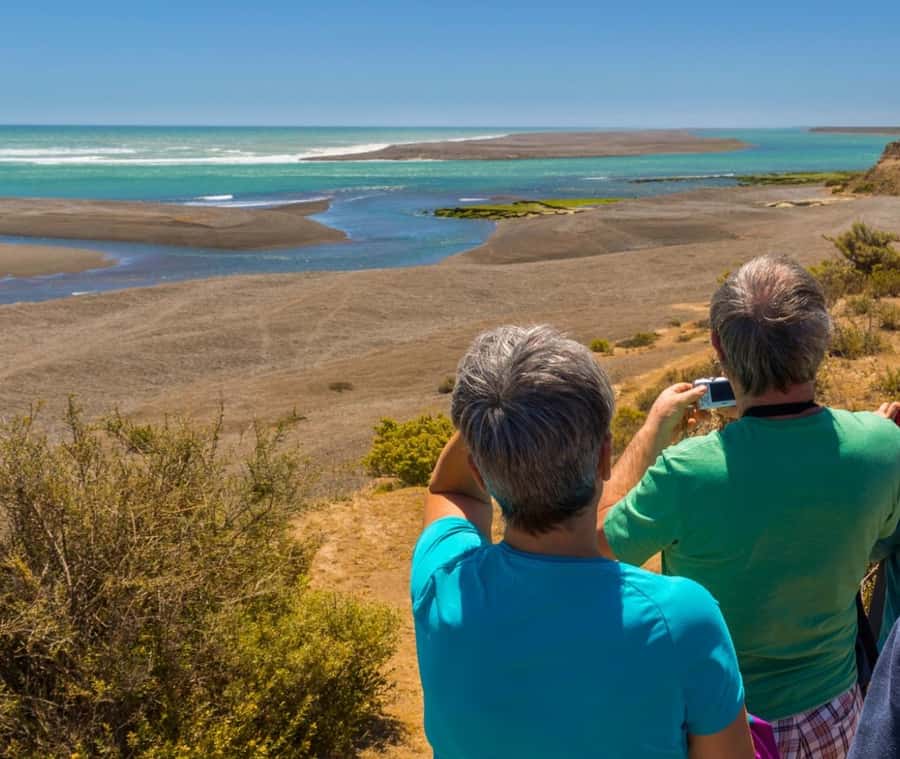 Puerto Madryn: Full Day Peninsula Valdes Experience Tour - Two hours in Puerto Pirámides