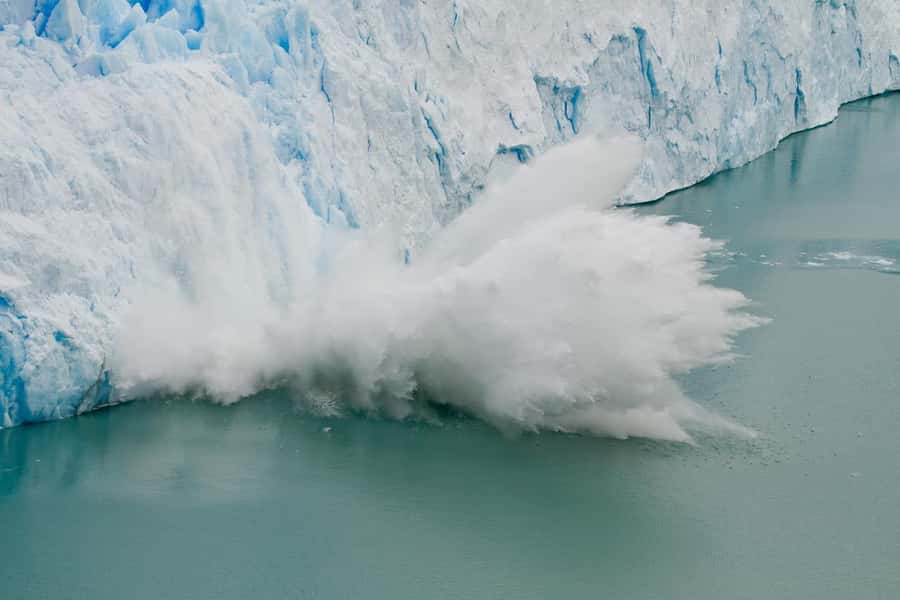 Puerto Natales: Day Trip to Perito Moreno Glacier Argentina - Why Perito Moreno makes the long ride worthwhile