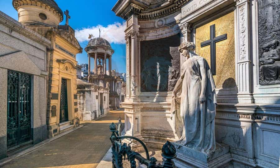 Recoleta & Cemetery for curious people - From the French Embassy to the Jockey Club