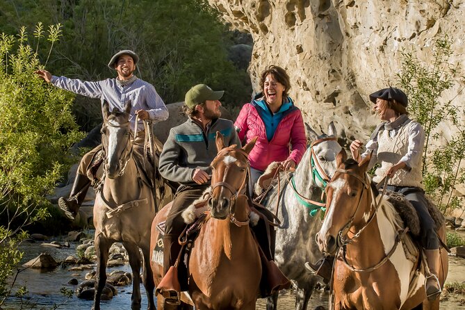 Ride Experience - Canyons & Mounts - Riding south through Calafate Creek