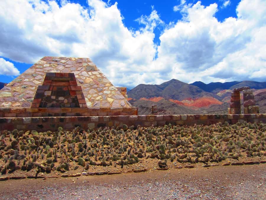 Salta: Quebrada de Humahuaca and Purmamarca Day Trip - Humahuaca around midday