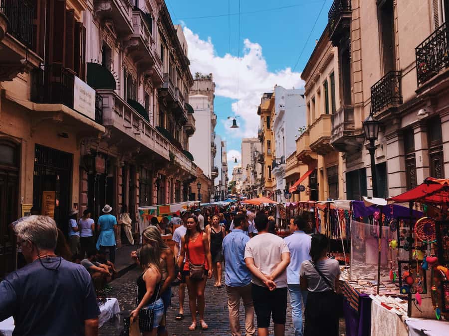 San Telmo: Historical Guided Tour with Street Food & Drinks - Why This San Telmo Tour Works