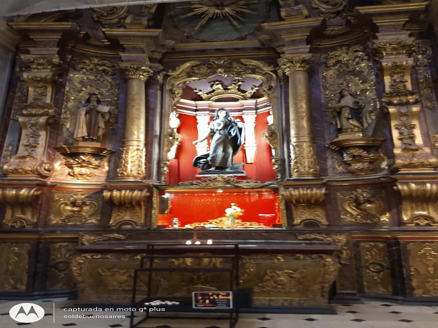 San Telmo Private Guided amazing Walking Tour - Group size and guide quality