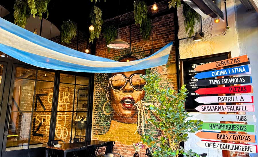 Secret Food Tour: Buenos Aires - Plaza Inmigrantes de Armenia and Old Palermo