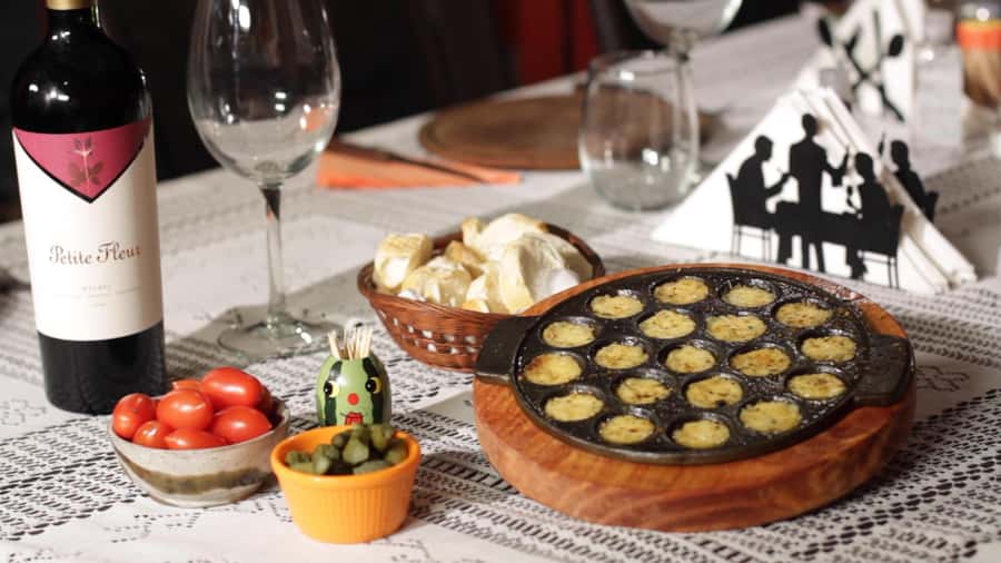 Secrets of Asado in Buenos Asado, BBQ and Dinner - Choripan and premium red wine