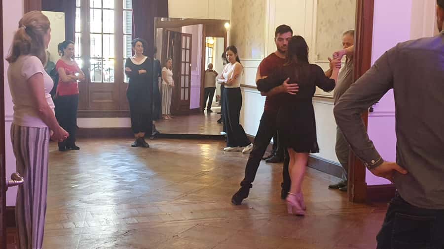 Tango Lesson in Buenos Aires with professional dancers - Key points to know before booking