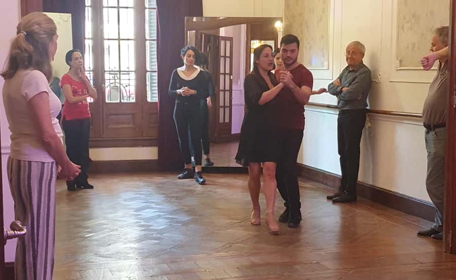Tango Lesson in Buenos Aires with professional dancers - What Joana’s praise tells you about the teaching