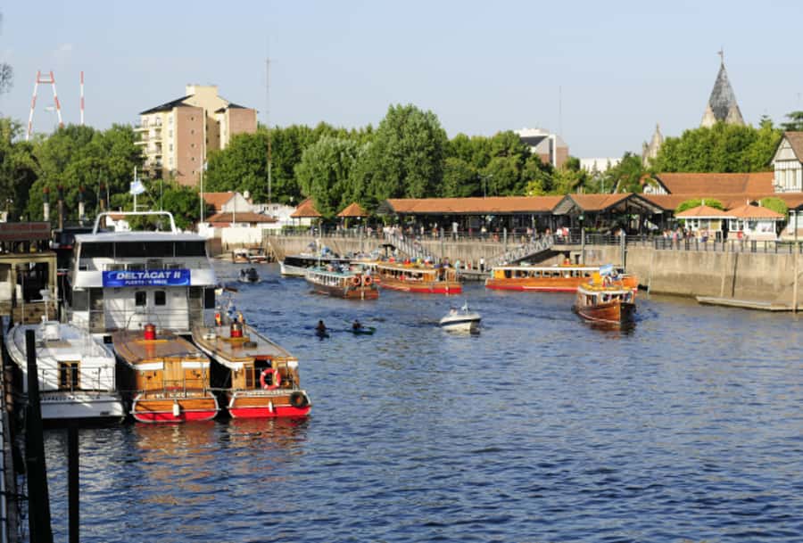 Tigre Full-Day Tour with Boat Ride - Meeting the boat at Puerto Madero