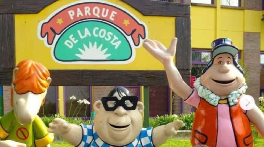 Tigre: Parque de la Costa Ticket & Transfers - The Vertigo rides and the Tigre view