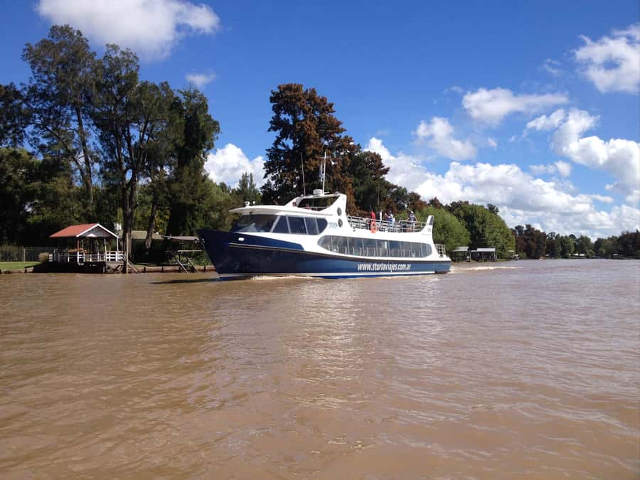 Tigre with Lunch overlooking the River and Navigation - Why Tigre makes a good day outside Buenos Aires