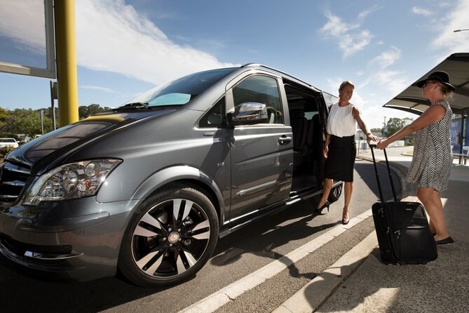 Transfer Buenos Aires Downtown Hotel to Domestic (AEP) or Cruise Terminal - Who gets the best value from this service