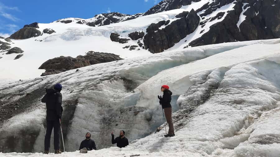 Trekking to Vinciguerra glacier and Tempanos lagoon - Who should choose this experience?