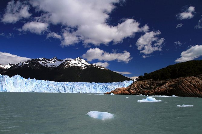 Unesco Jewels: The Famous Perito Moreno Glacier - Guides, languages, and the human side of the tour