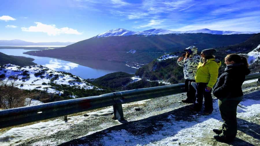 Ushuaia 4WD Off-Road Adventure: Hidden Lakes & Argentine BBQ - Key points at a glance