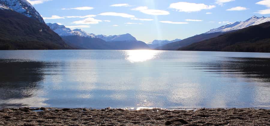Ushuaia 4WD Off-Road Adventure: Hidden Lakes & Argentine BBQ - Summer canoeing on Lake Escondido