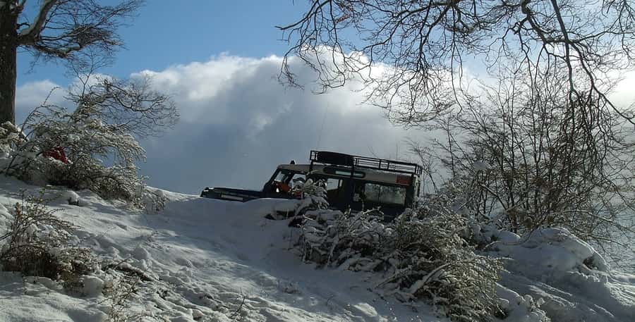 Ushuaia 4WD Off-Road Adventure: Hidden Lakes & Argentine BBQ - Winter at Tierra Mayor Winter Center