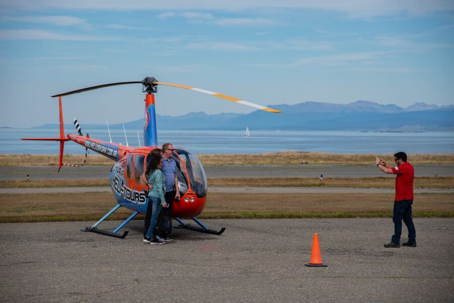 Ushuaia: Heart of the Andes Scenic Helicopter Adventure - Weather, comfort and practical planning