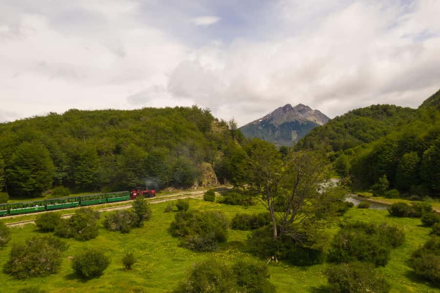 Ushuaia: National Park, Train, and Beagle Channel Navigation - Les Éclaireurs Lighthouse and the ride back