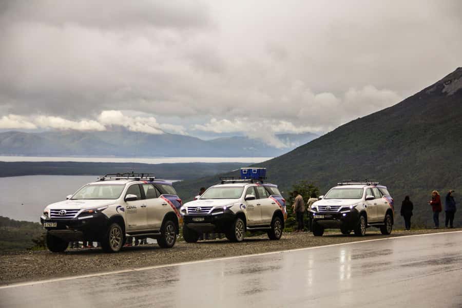 Ushuaia: Off-Road 4X4 Lakes Tour - Who should book this experience
