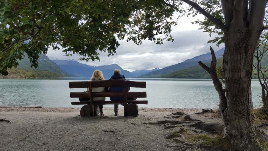 Ushuaia: Private Tour Tierra del Fuego National Park - Roca Lake and the hot drink break