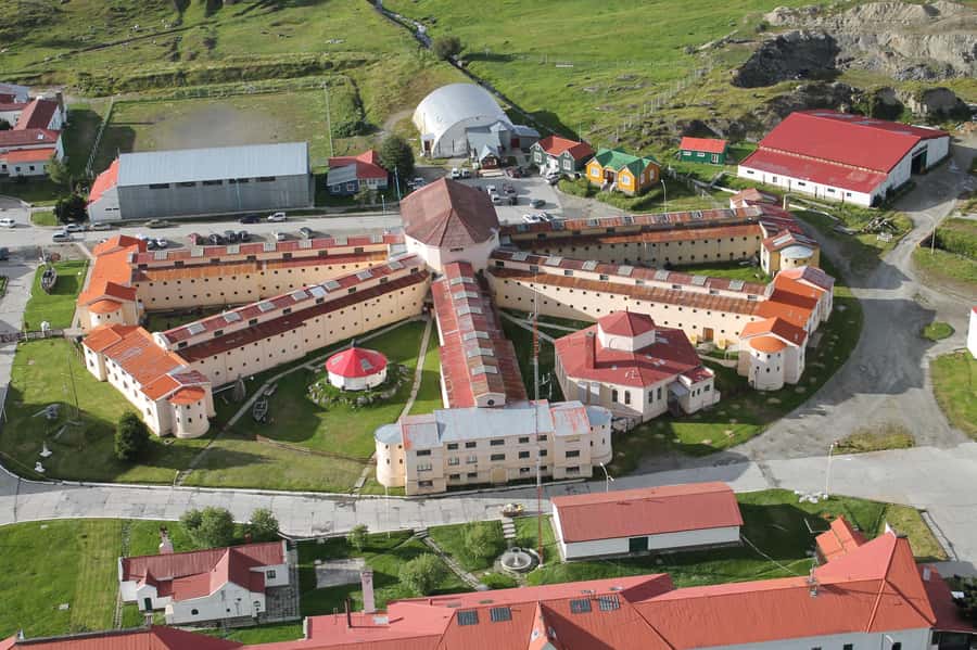 Ushuaia Scenic Flight | 7 minutes - The welcome and the human side of the experience