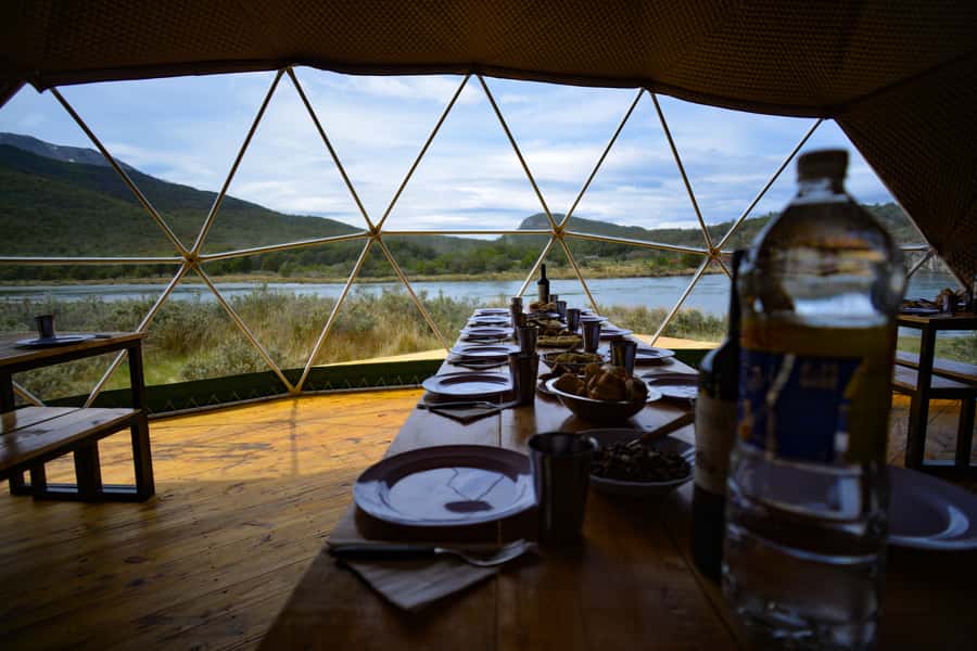 Ushuaia: Tierra del Fuego Trekking and Canoeing - What the Guides Add to the Day