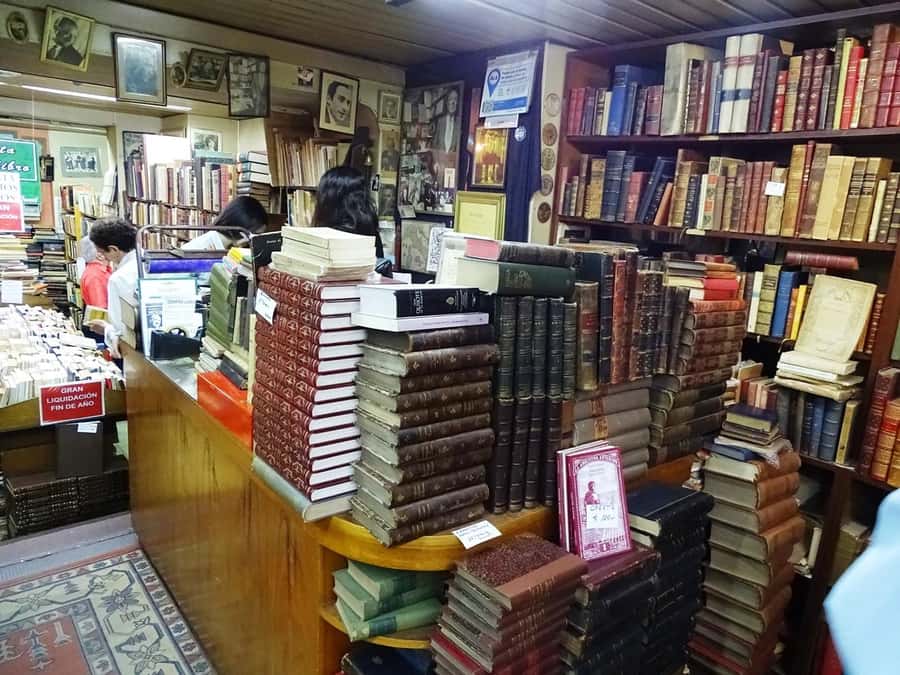 Walking Tour: Buenos Aires bookstores - Ávila Bookstore and the oldest layer of the route