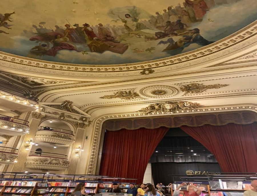 Walking Tour: Buenos Aires bookstores - El Ateneo Grand Splendid, the grand finale